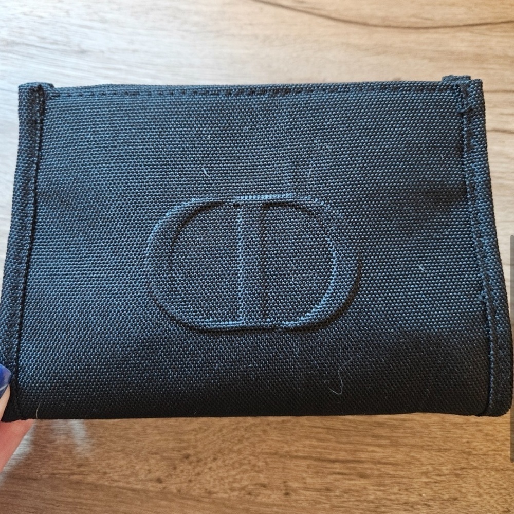 DIOR wristlet converted from beauty bag - Picture 4 of 7